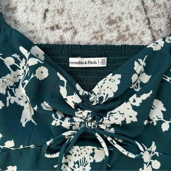 Abercrombie Green Floral Top - Picture 5 of 5